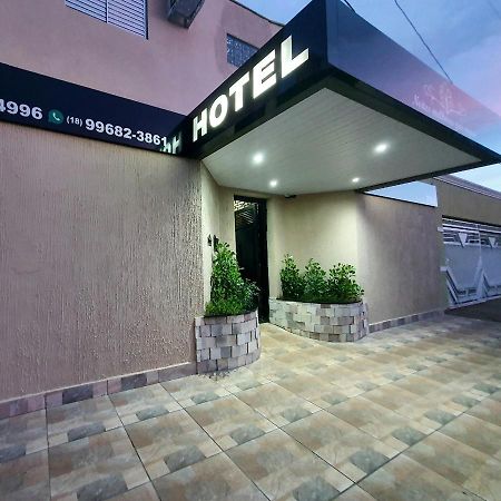 אראקטובה Hotel Leblon מראה חיצוני תמונה
